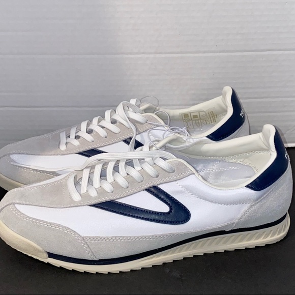 NEW Tretorn Rawlins cute and sporty white and navy retro sneakers - Picture 1 of 5